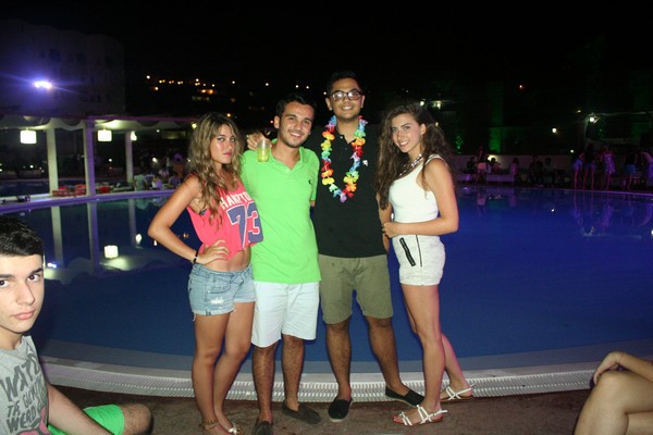 NDU Debate Hawaiian Blast
